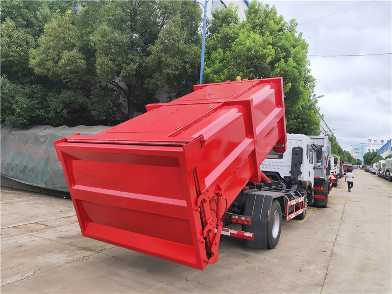 車(chē)廂可卸式12方糞污運(yùn)輸車(chē)